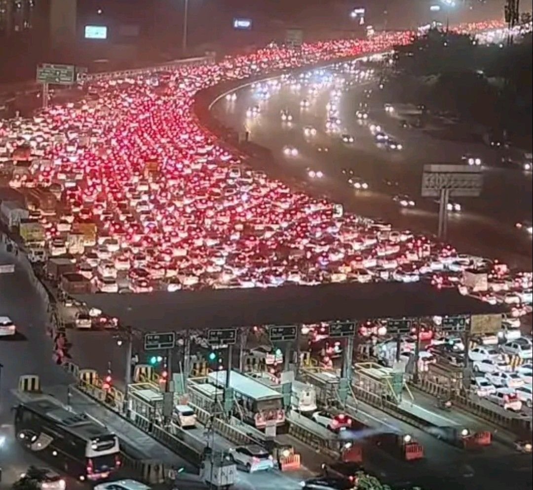 Traffic in Gurgaon